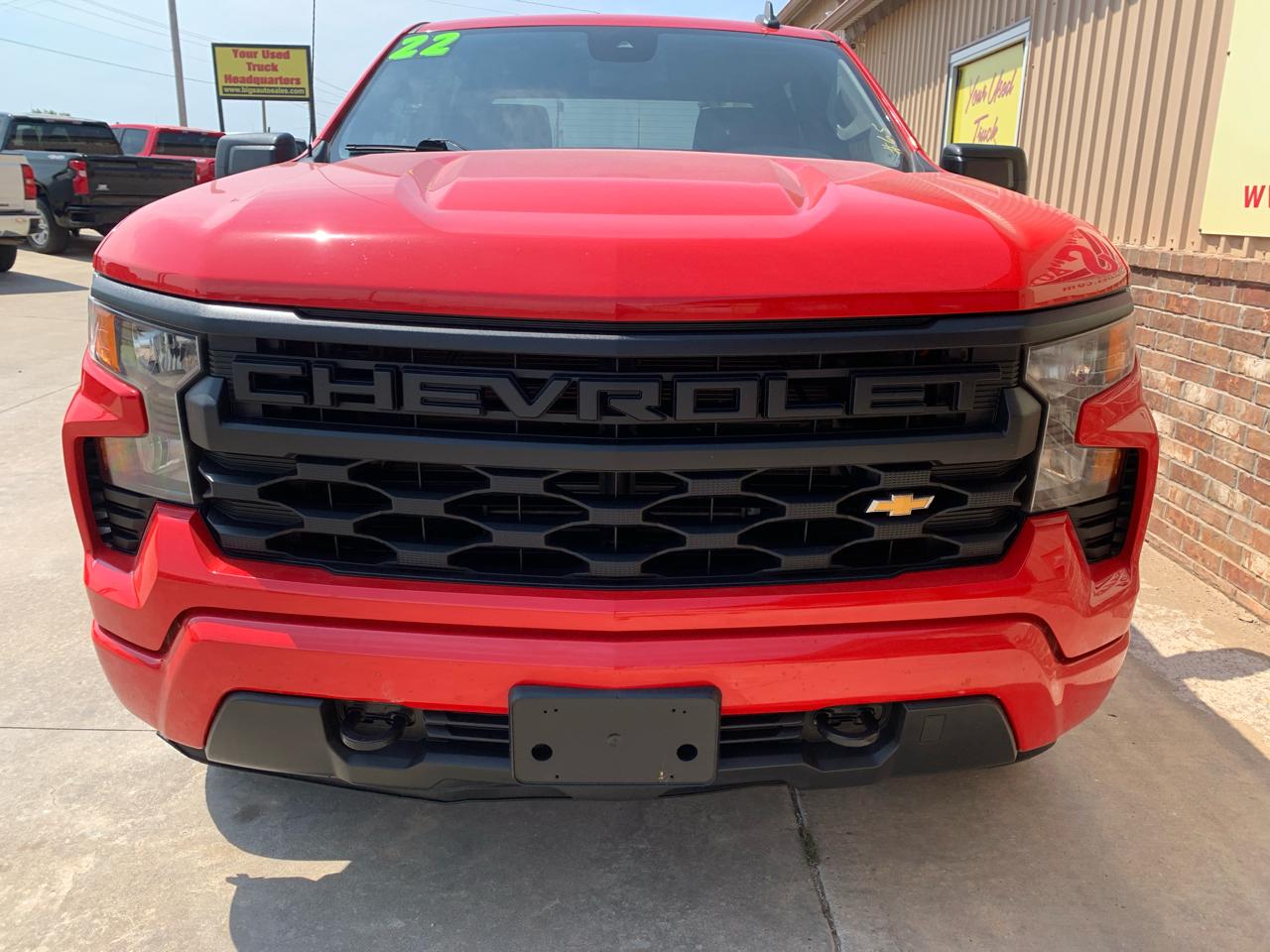 Chevrolet Silverado 1500 4WD Crew Cab 147" Custom 2022