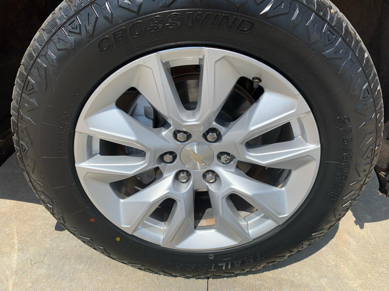 Chevrolet Silverado 1500 4WD Crew Cab 147" Custom 2022