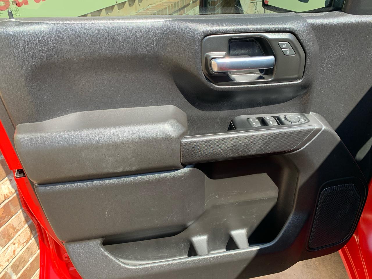 Chevrolet Silverado 1500 4WD Crew Cab 147" Custom 2022