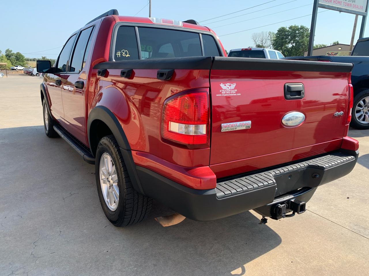 Ford Explorer Sport Trac 4WD 4dr V6 XLT 2008