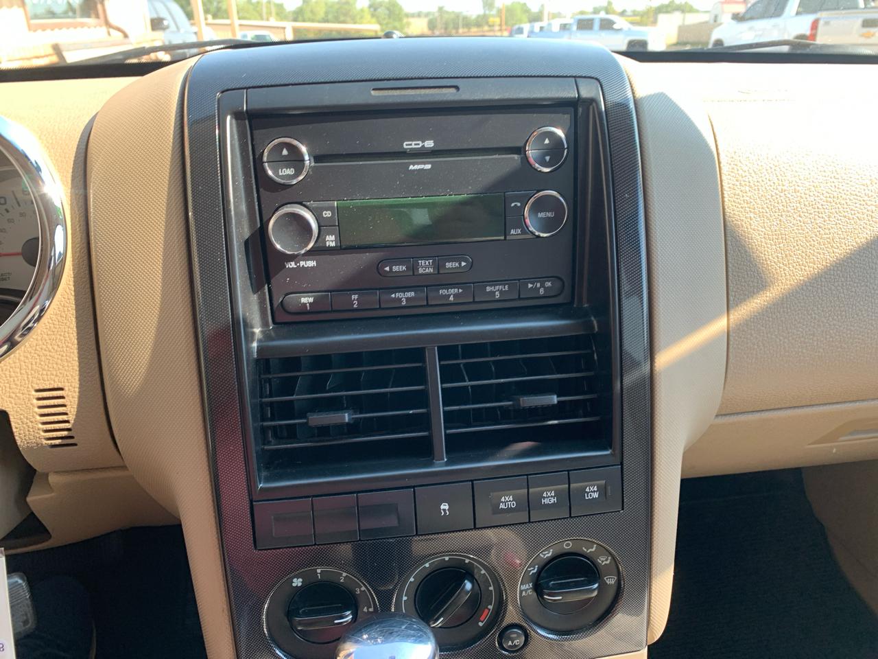 Ford Explorer Sport Trac 4WD 4dr V6 XLT 2008