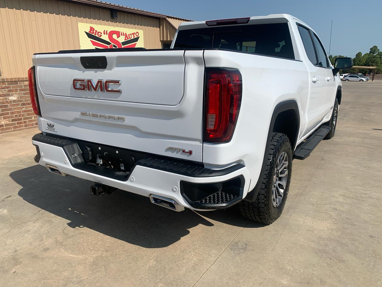 GMC Sierra 1500 4WD Crew Cab 147" AT4 2020