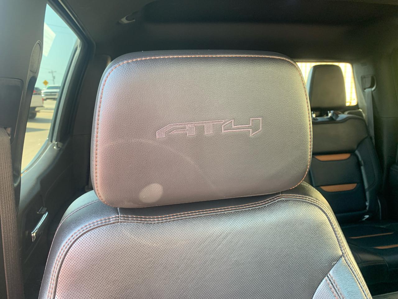 GMC Sierra 1500 4WD Crew Cab 147" AT4 2020