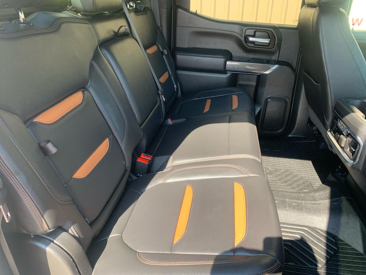GMC Sierra 1500 4WD Crew Cab 147" AT4 2020
