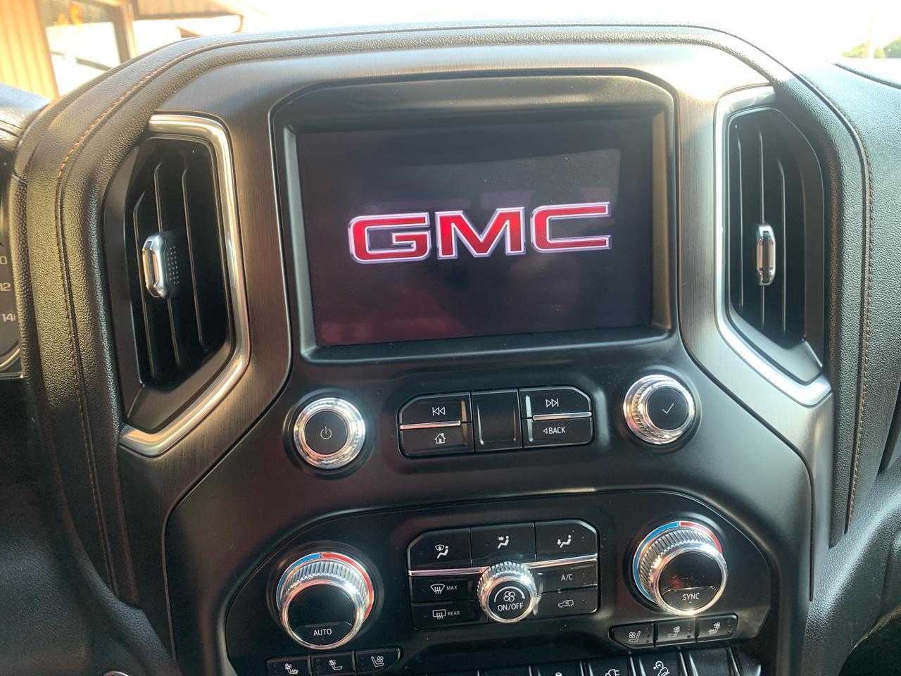 GMC Sierra 1500 4WD Crew Cab 147" AT4 2020