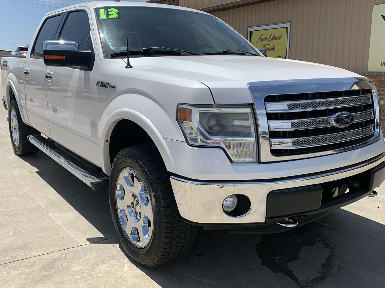 2013 Ford F-150 4WD SuperCrew 139" Lariat