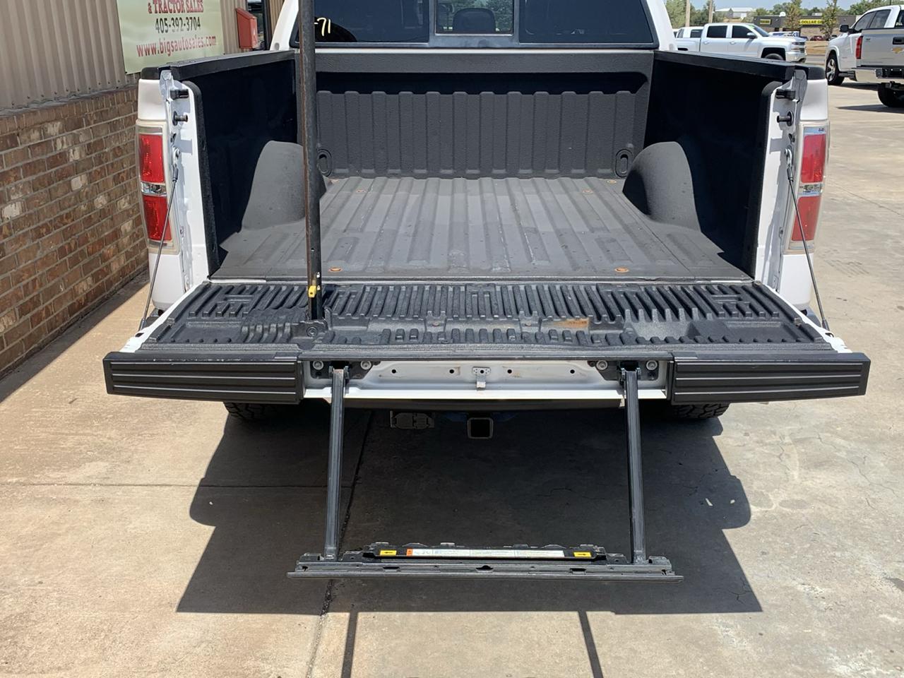 Ford F-150 4WD SuperCrew 139" Lariat 2013