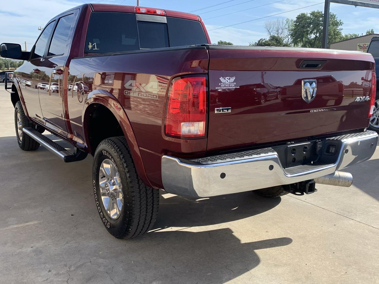 RAM 2500 SLT 4x4 Crew Cab 6'4" Box 2017