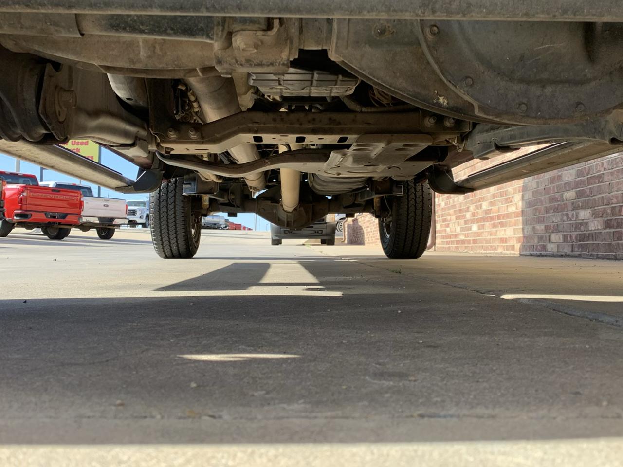 RAM 2500 SLT 4x4 Crew Cab 6'4" Box 2017