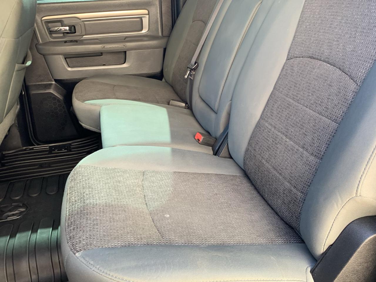 RAM 2500 SLT 4x4 Crew Cab 6'4" Box 2017
