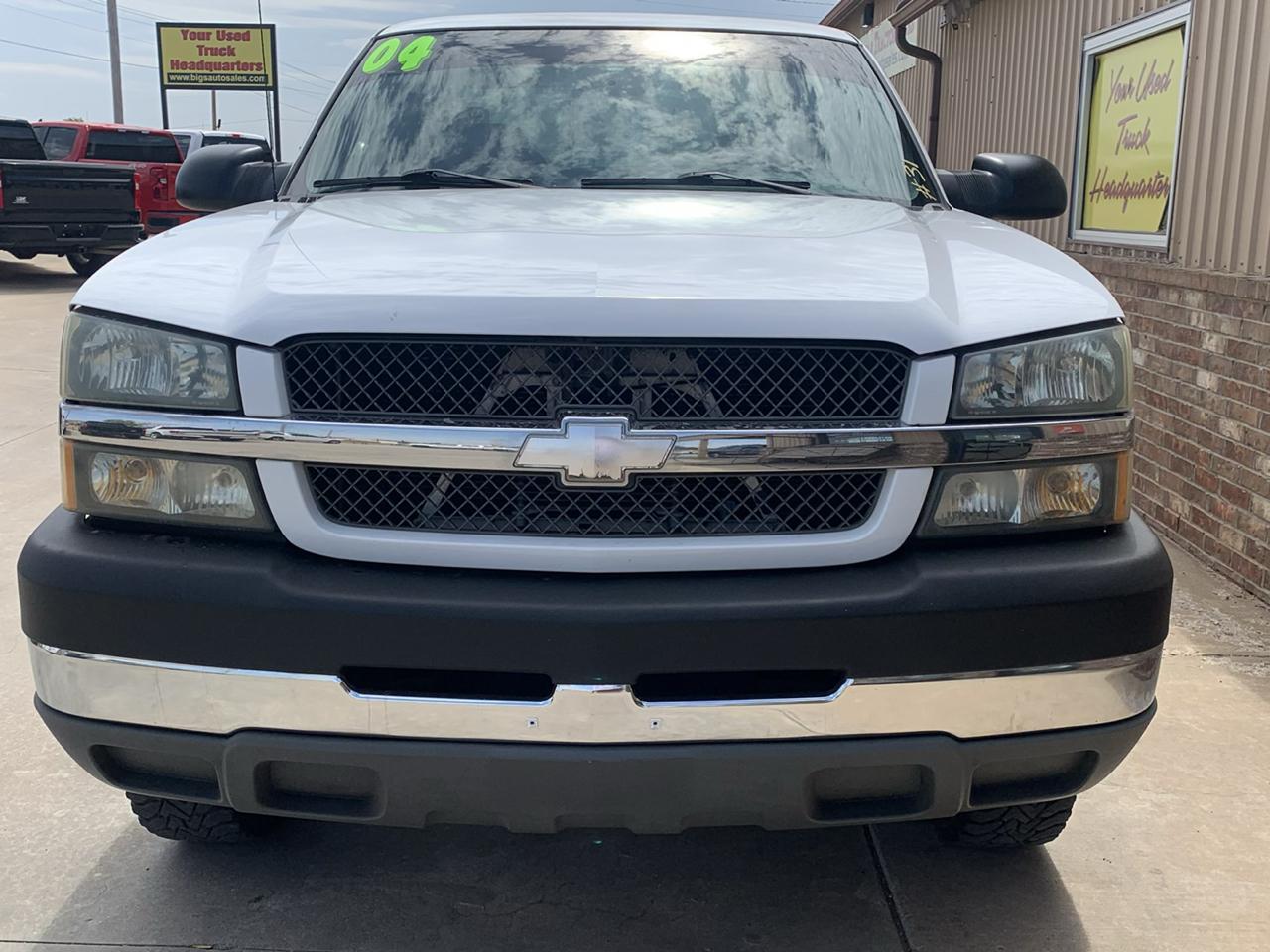Chevrolet Silverado 2500HD Ext Cab 143.5" WB LS 2004
