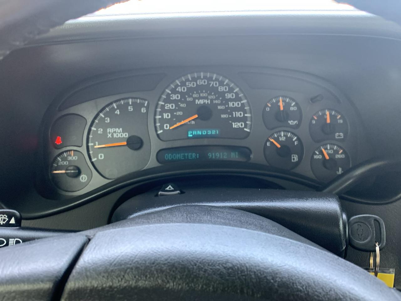 Chevrolet Silverado 2500HD Ext Cab 143.5" WB LS 2004