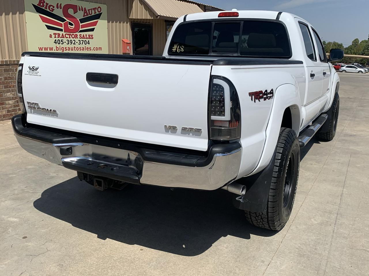 Toyota Tacoma 4WD Double LB V6 AT (Natl) 2009