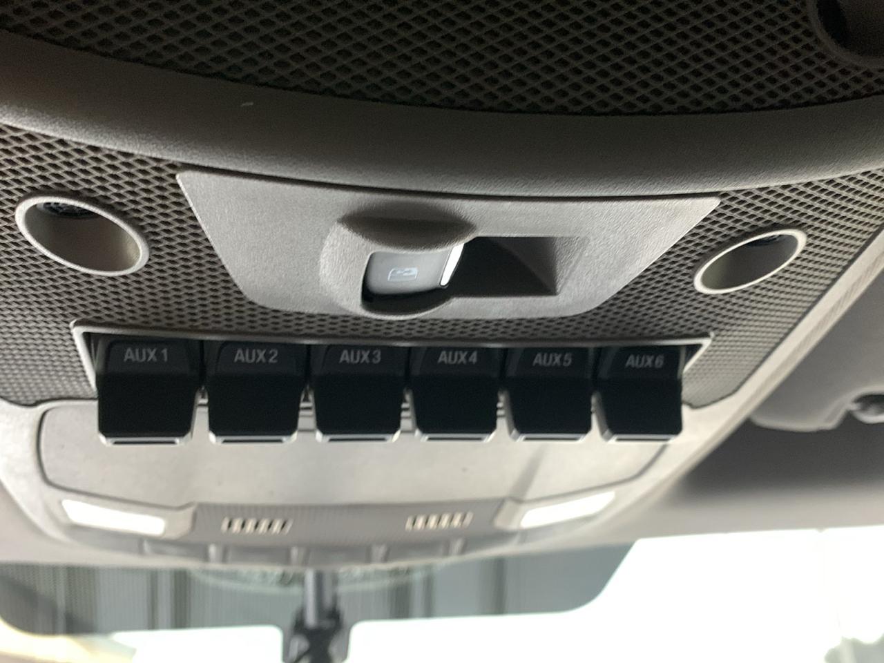 Ford Super Duty F-250 SRW Lariat 4WD SuperCab 8' Box 2017