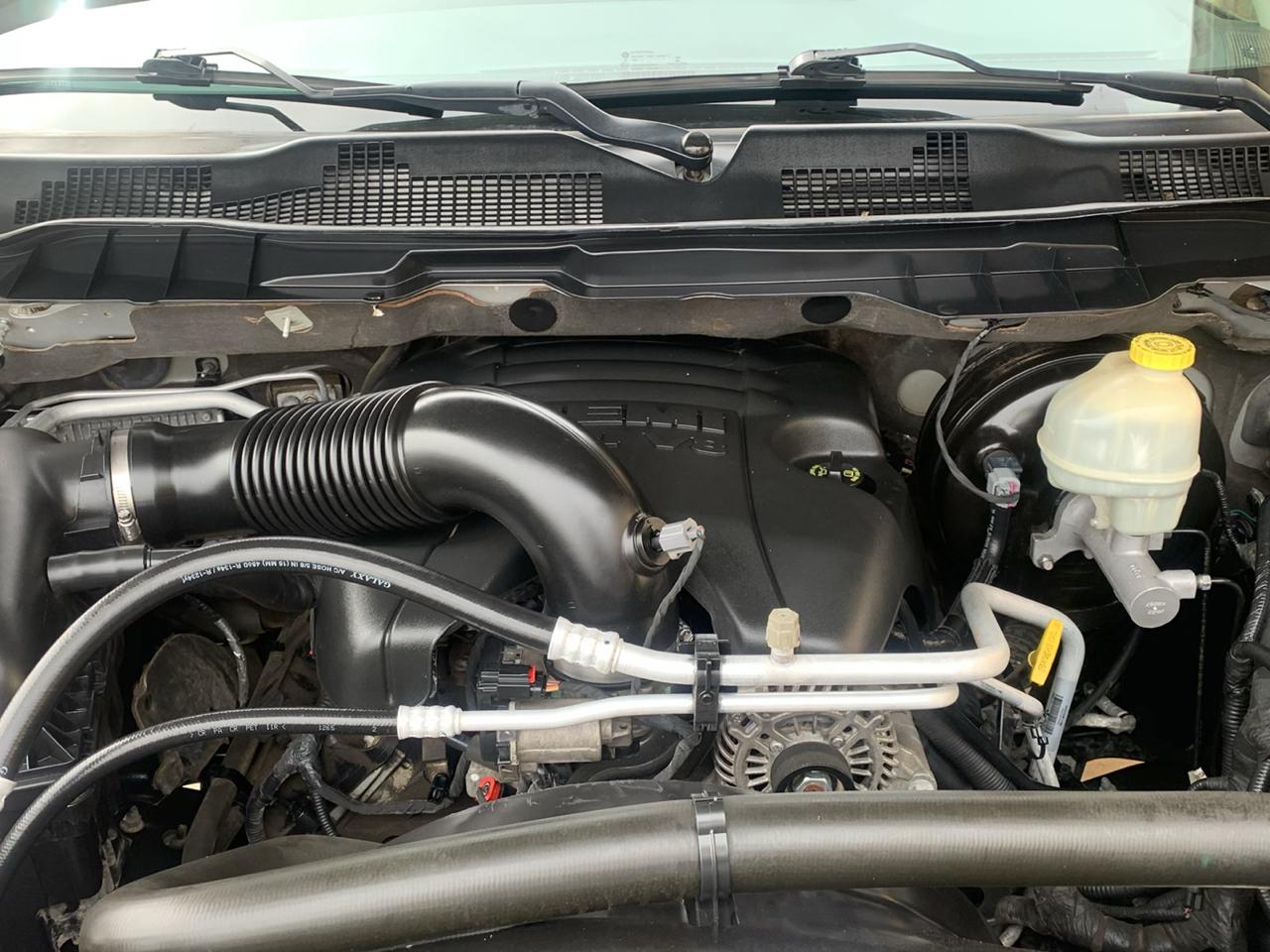 RAM 1500 4WD Crew Cab 140.5" Lone Star 2015