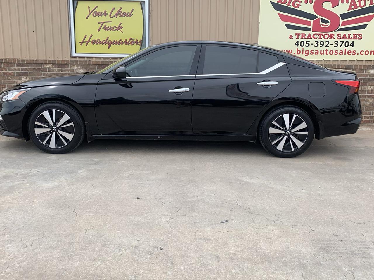 Nissan Altima 2.5 SV Sedan 2022