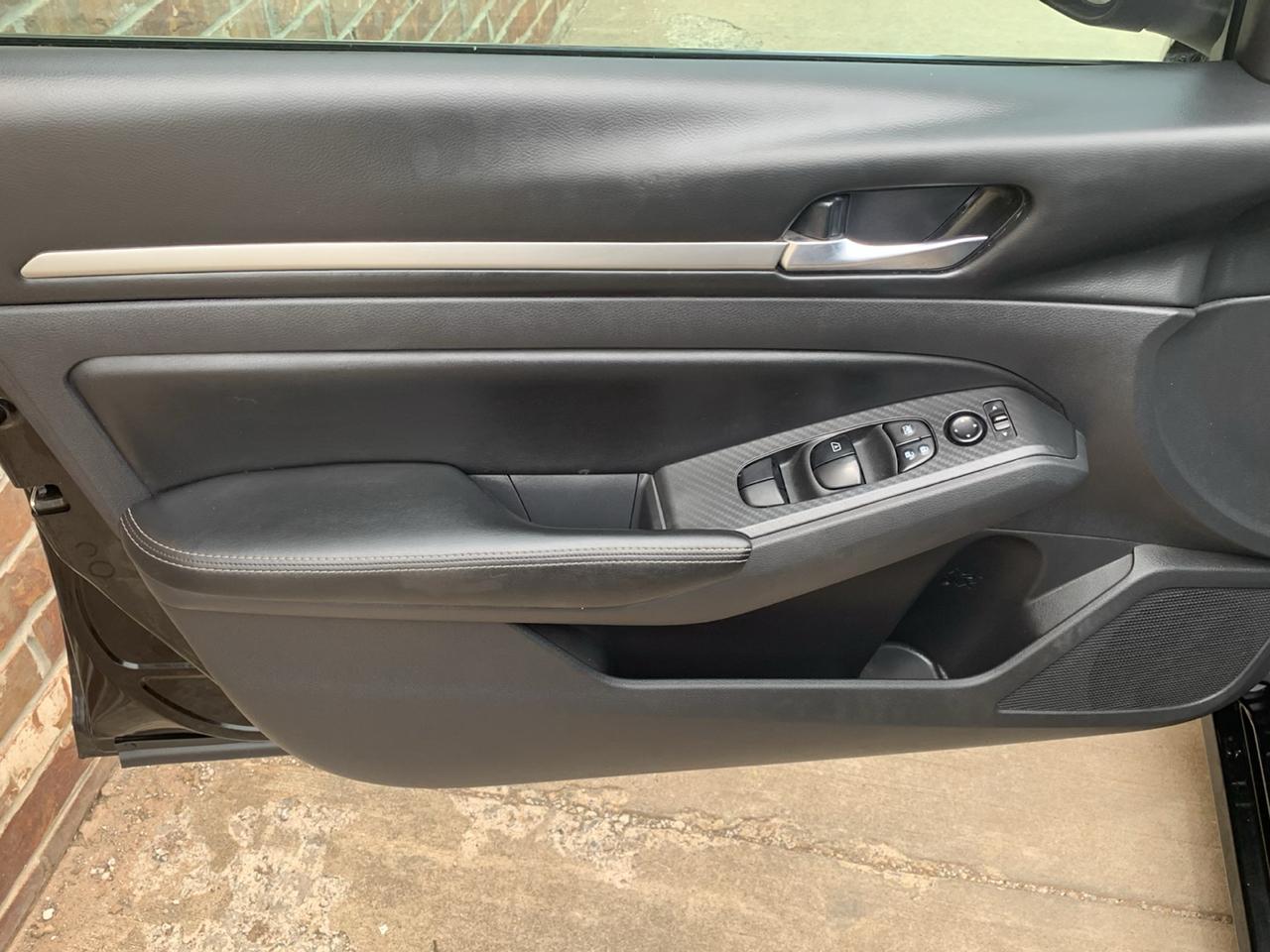 Nissan Altima 2.5 SV Sedan 2022