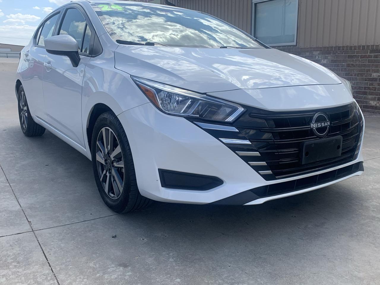 Nissan Versa SV CVT 2024