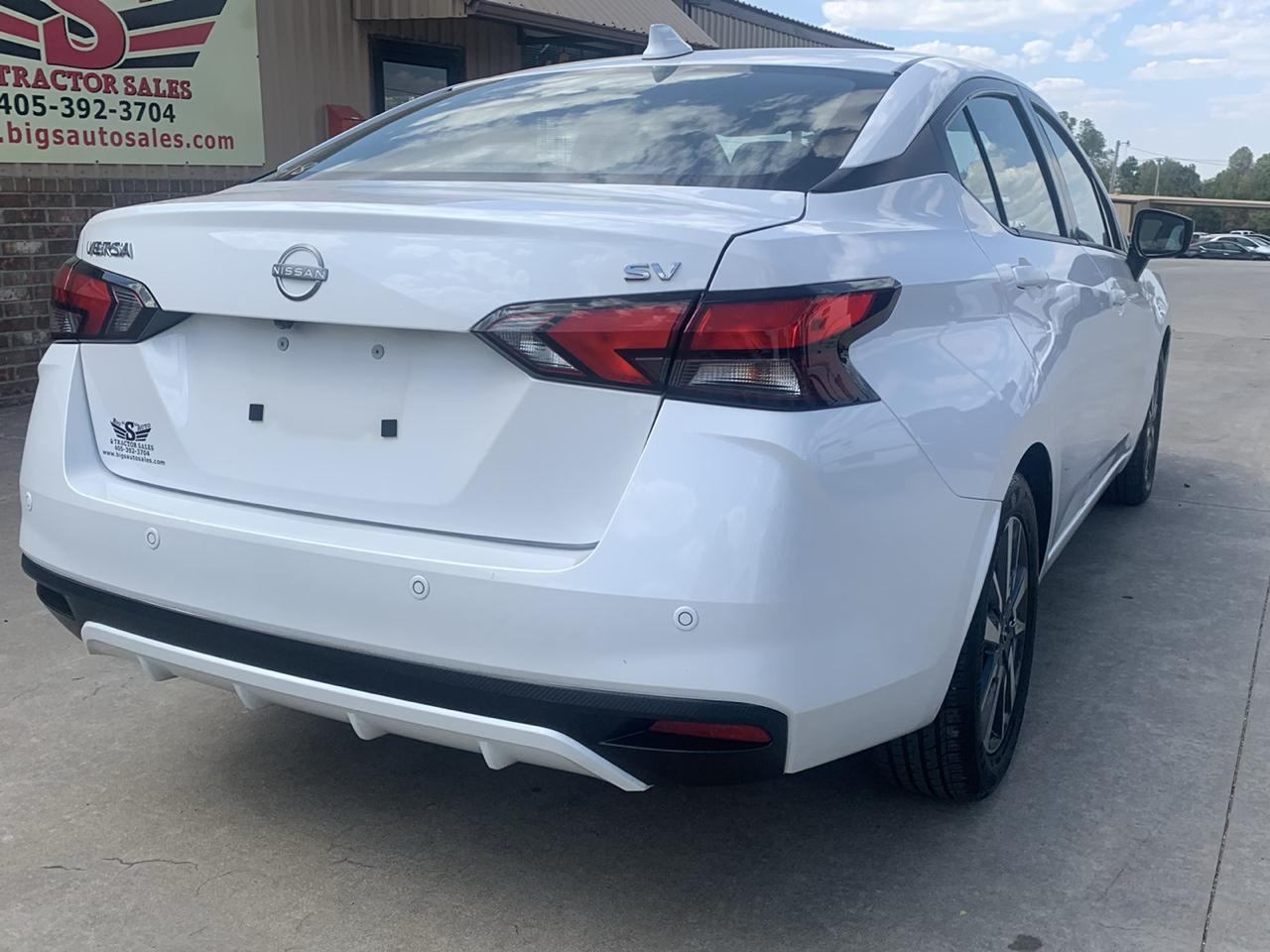 Nissan Versa SV CVT 2024