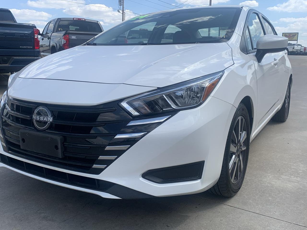 Nissan Versa SV CVT 2024