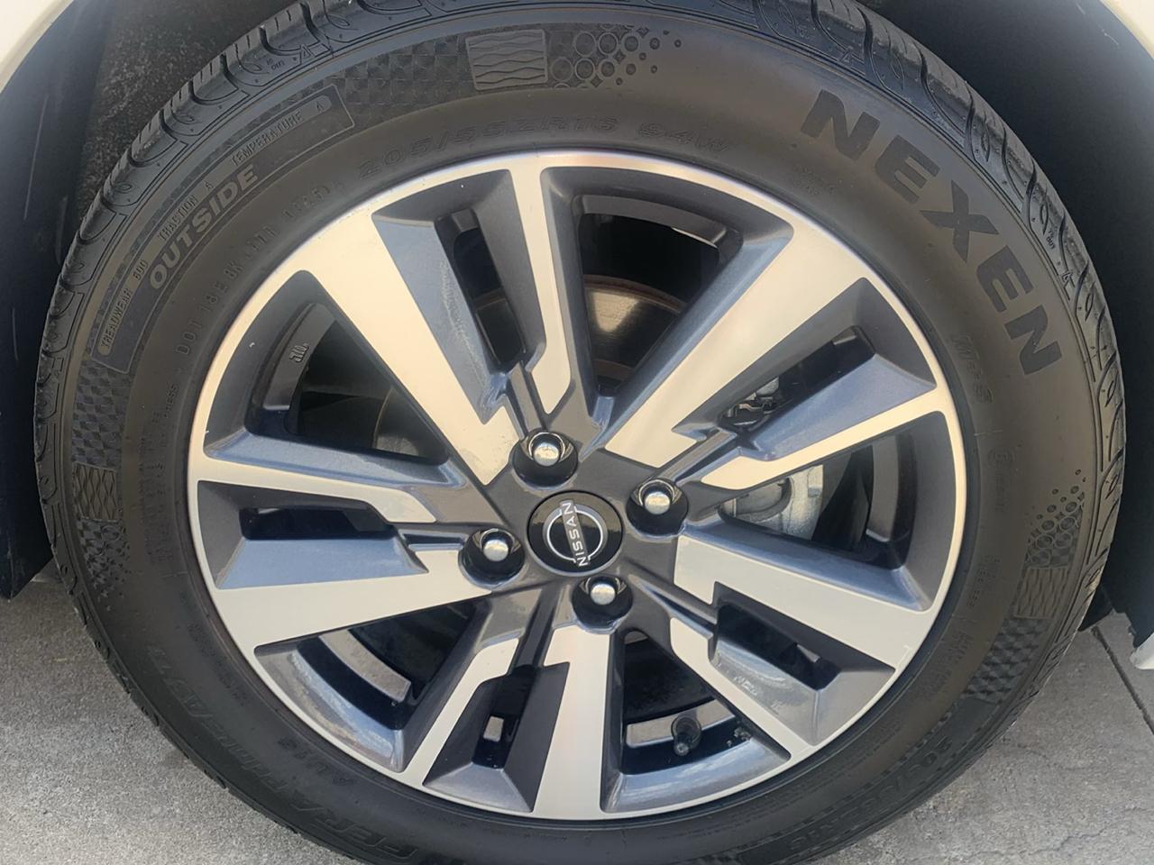 Nissan Versa SV CVT 2024