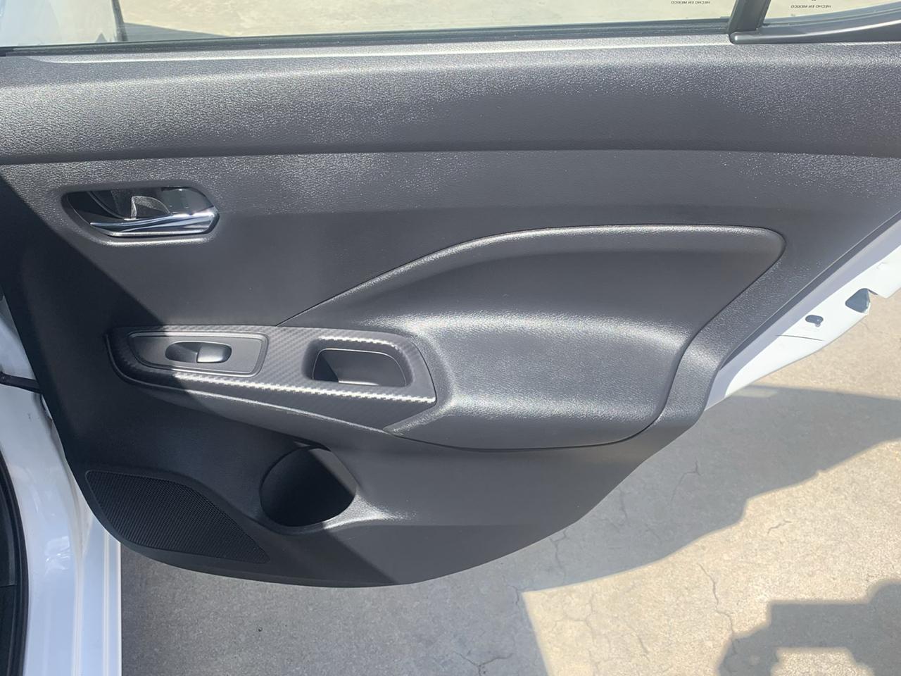 Nissan Versa SV CVT 2024