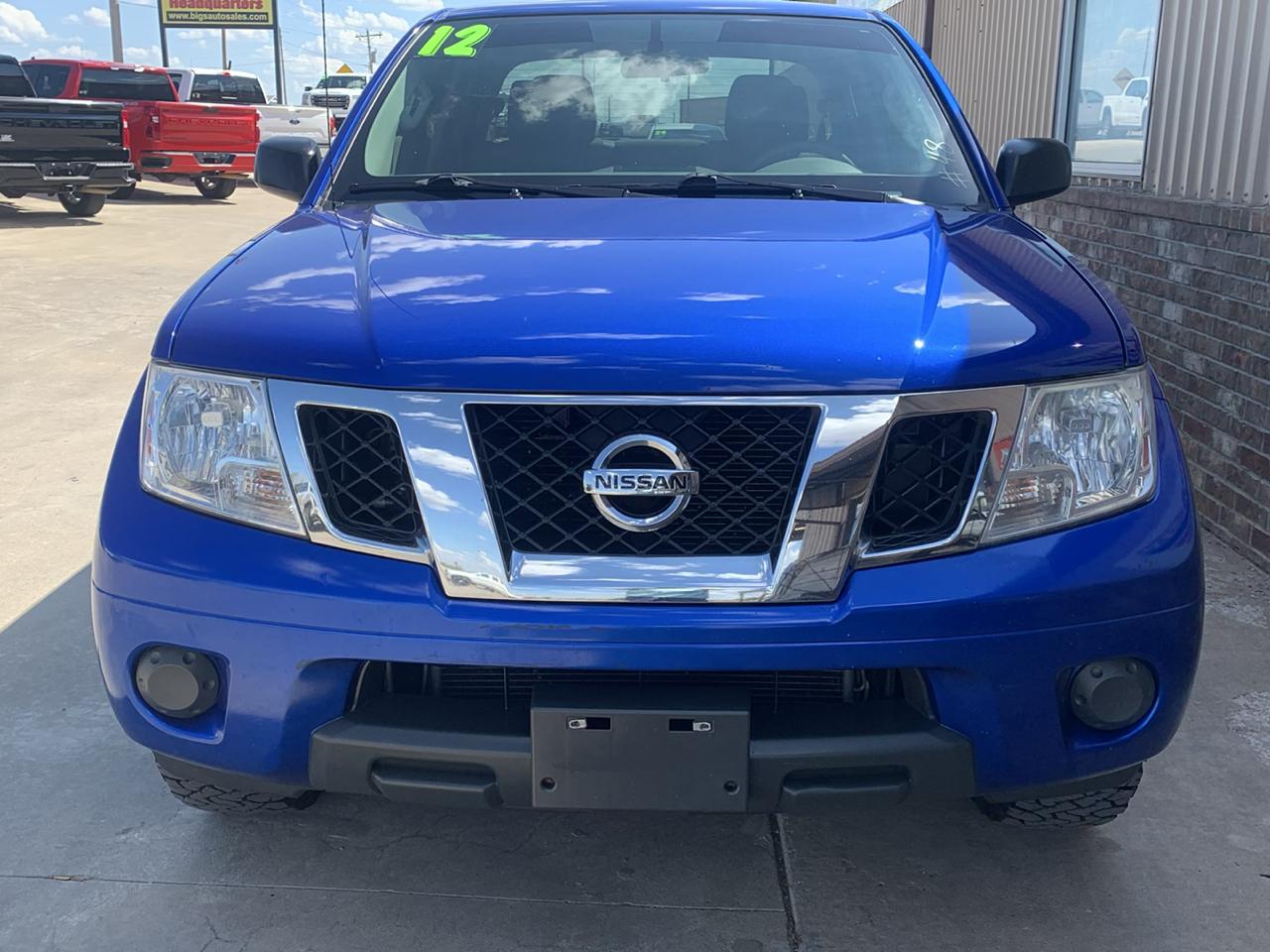 Nissan Frontier 2WD Crew Cab SWB Auto SV 2012