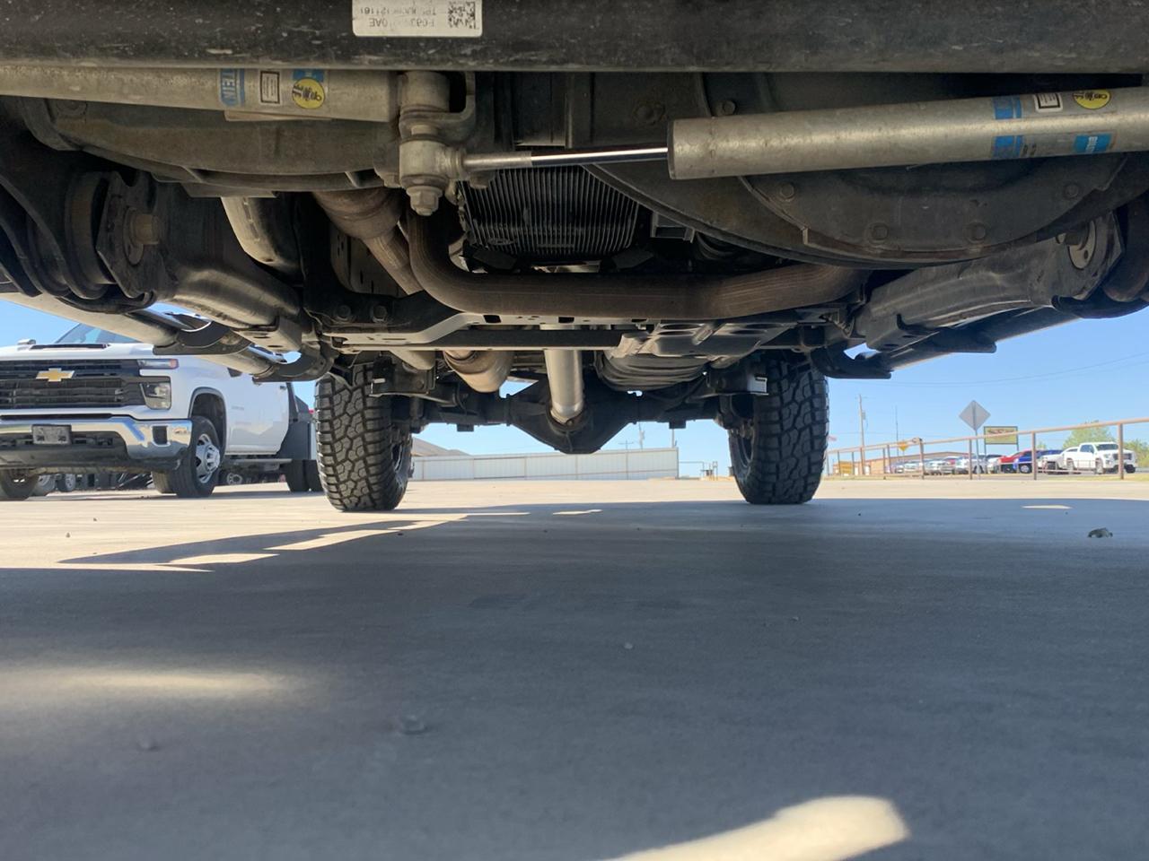 RAM 2500 Tradesman 4x4 Crew Cab 6'4" Box 2021
