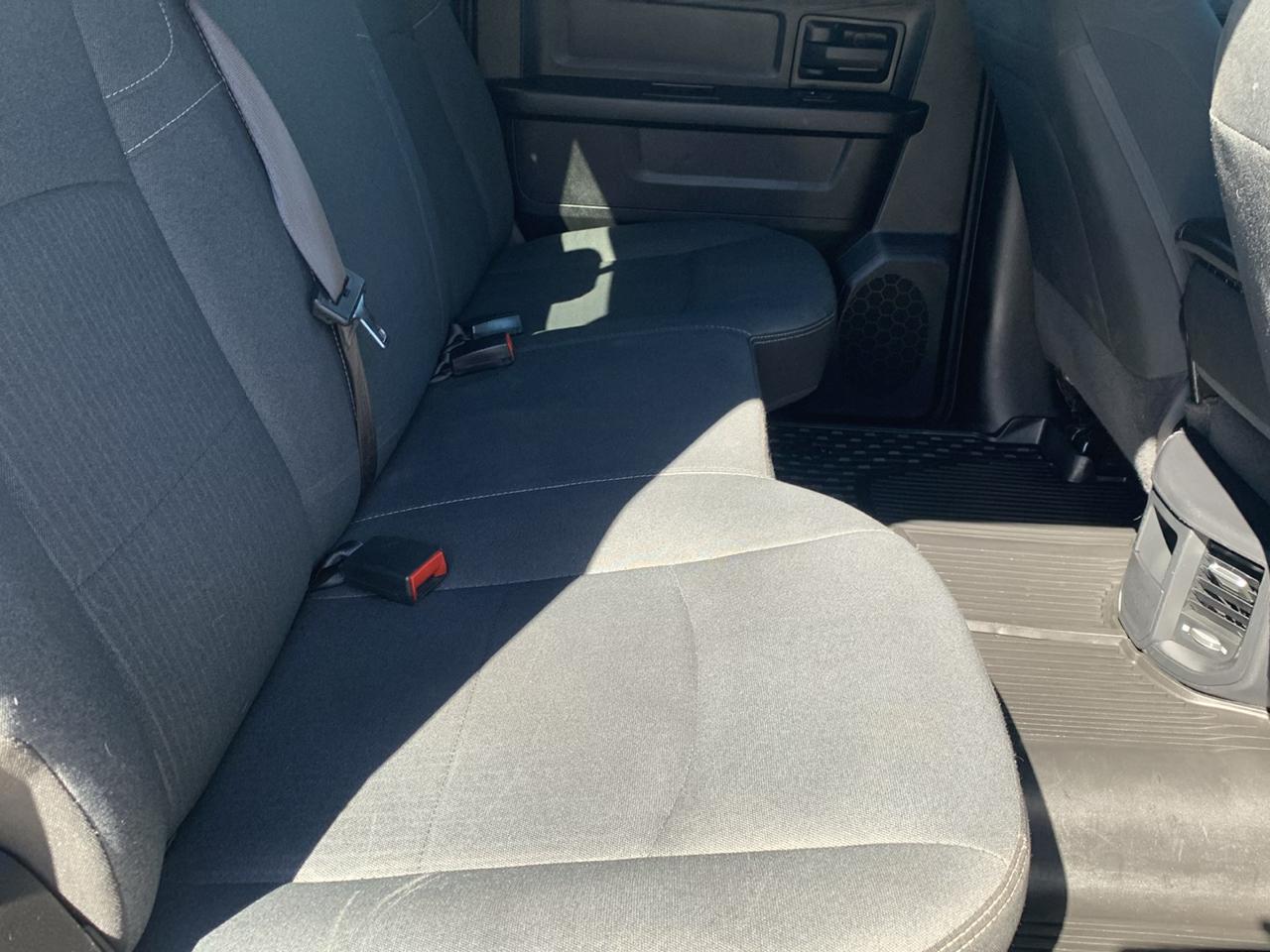 RAM 2500 Tradesman 4x4 Crew Cab 6'4" Box 2021