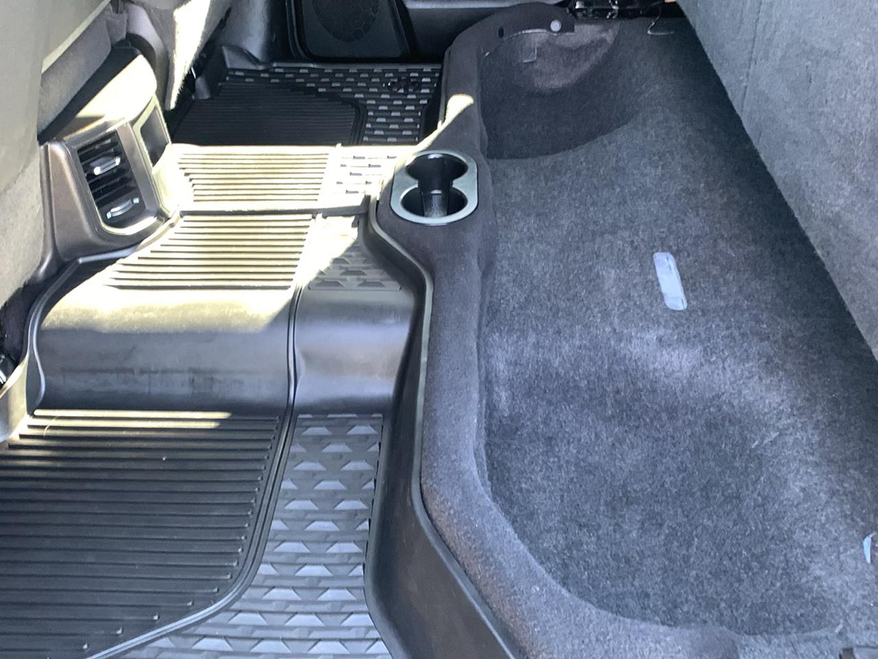 RAM 2500 Tradesman 4x4 Crew Cab 6'4" Box 2021