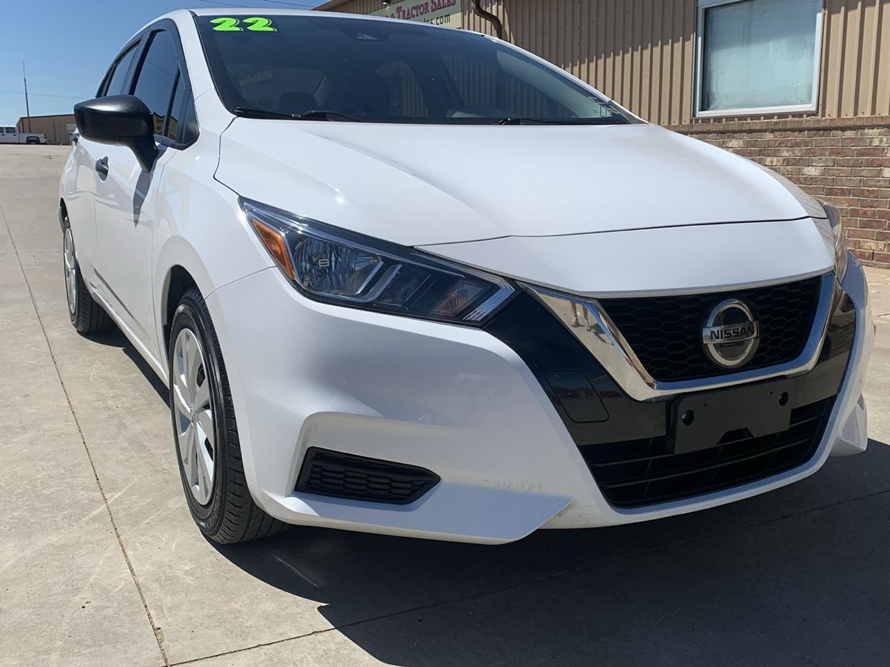 Nissan Versa S CVT 2022