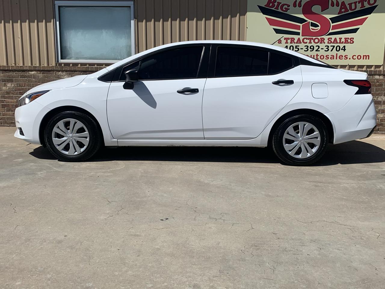 Nissan Versa S CVT 2022