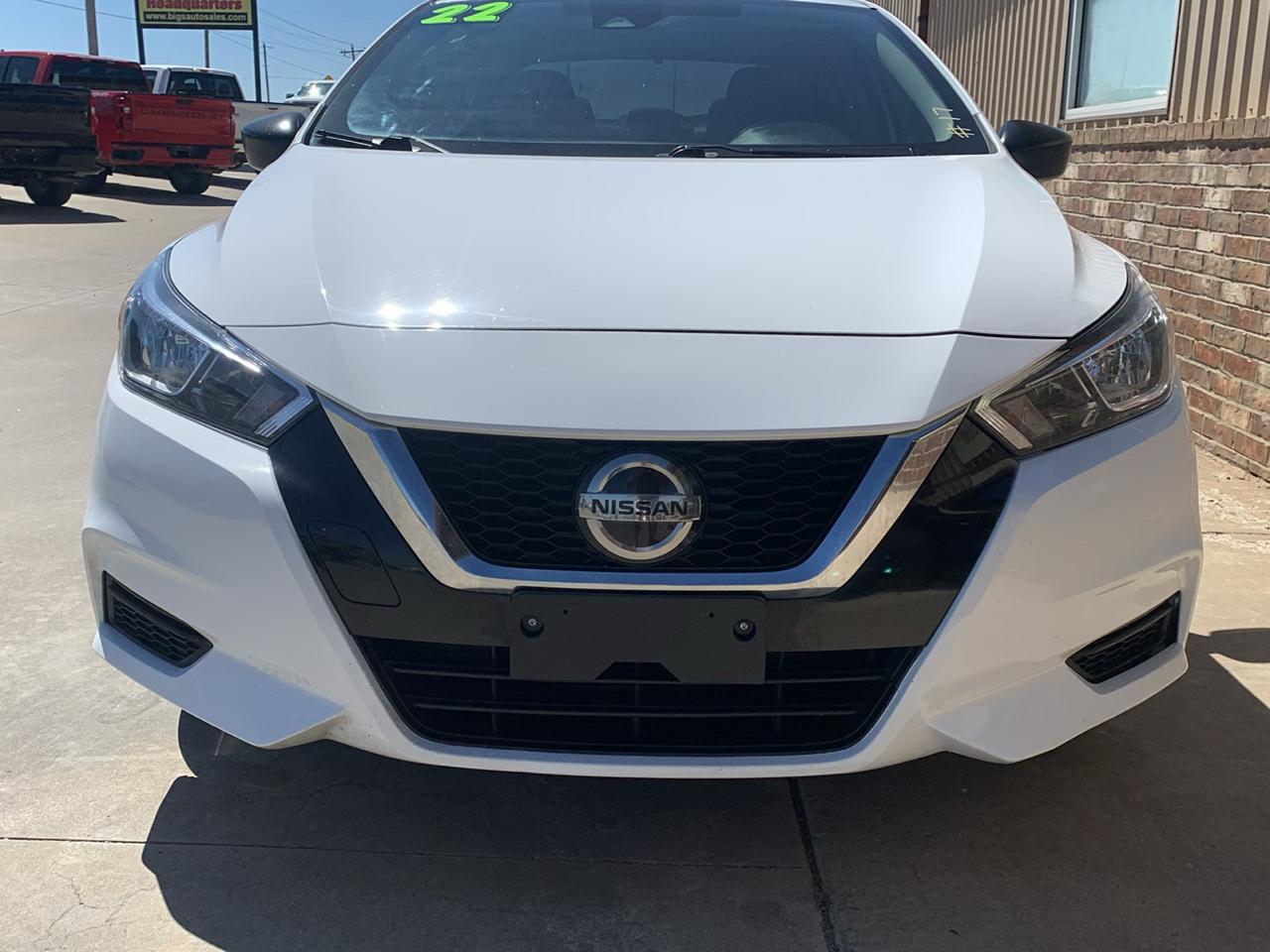 Nissan Versa S CVT 2022