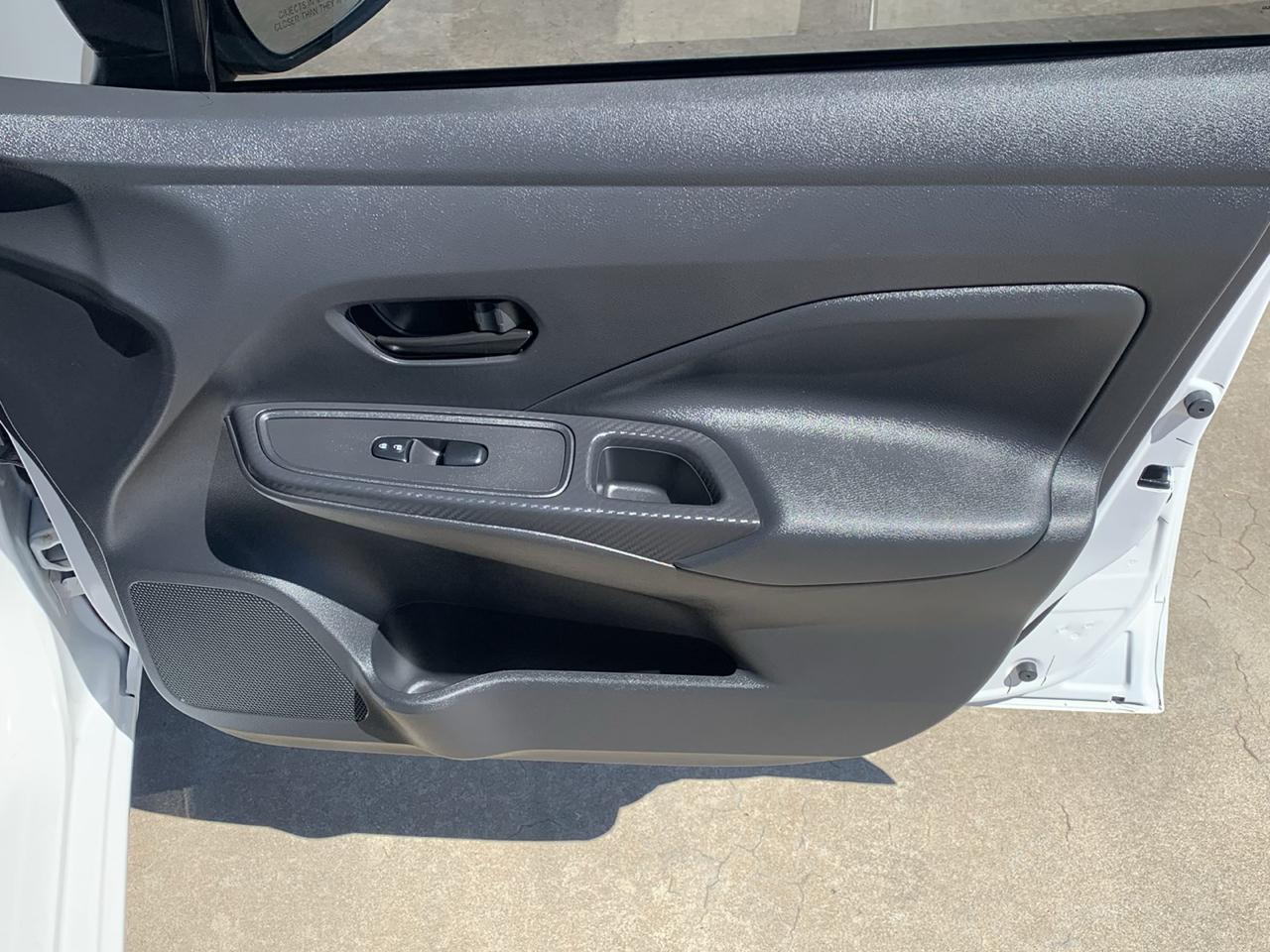 Nissan Versa S CVT 2022