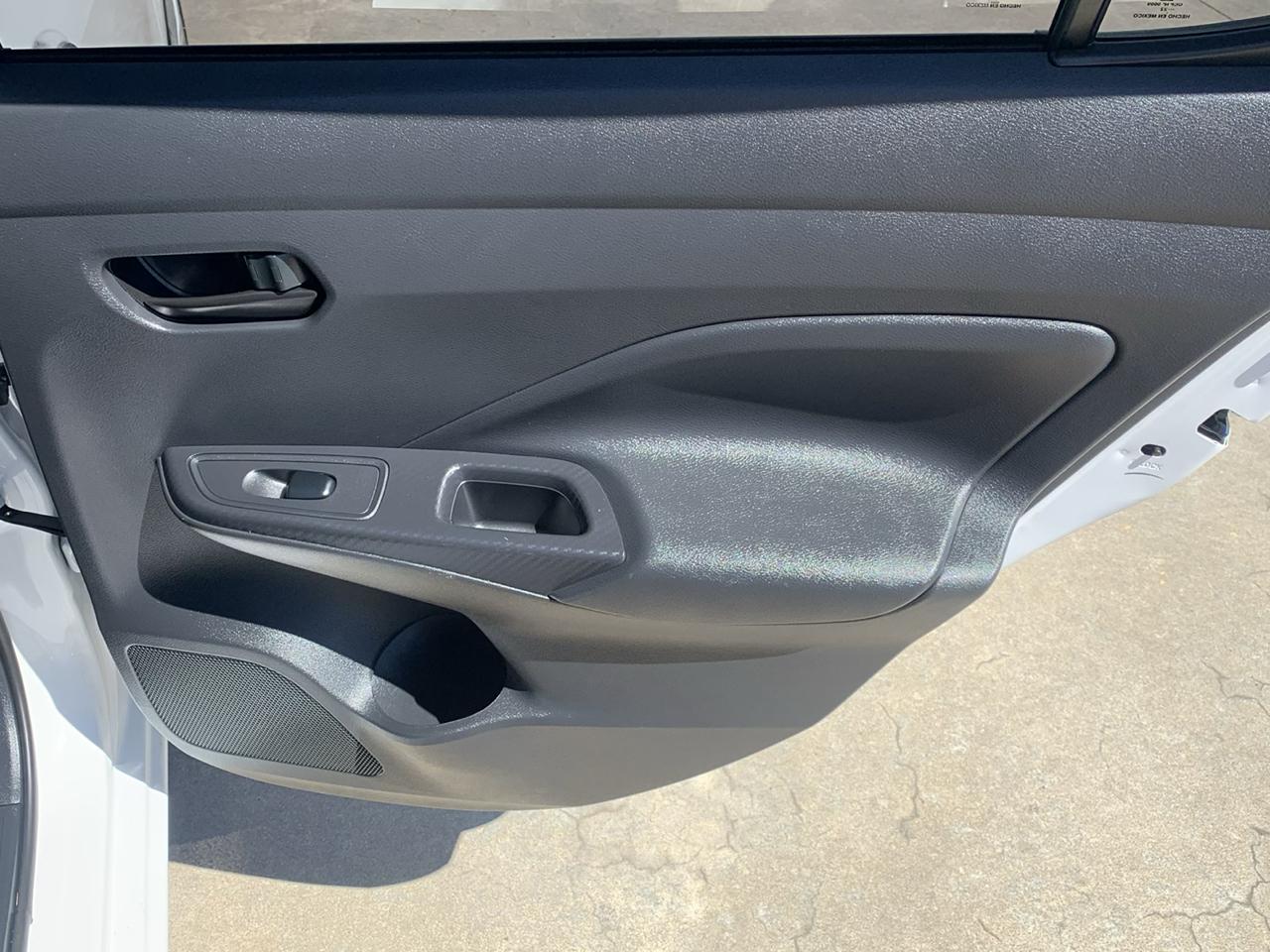 Nissan Versa S CVT 2022