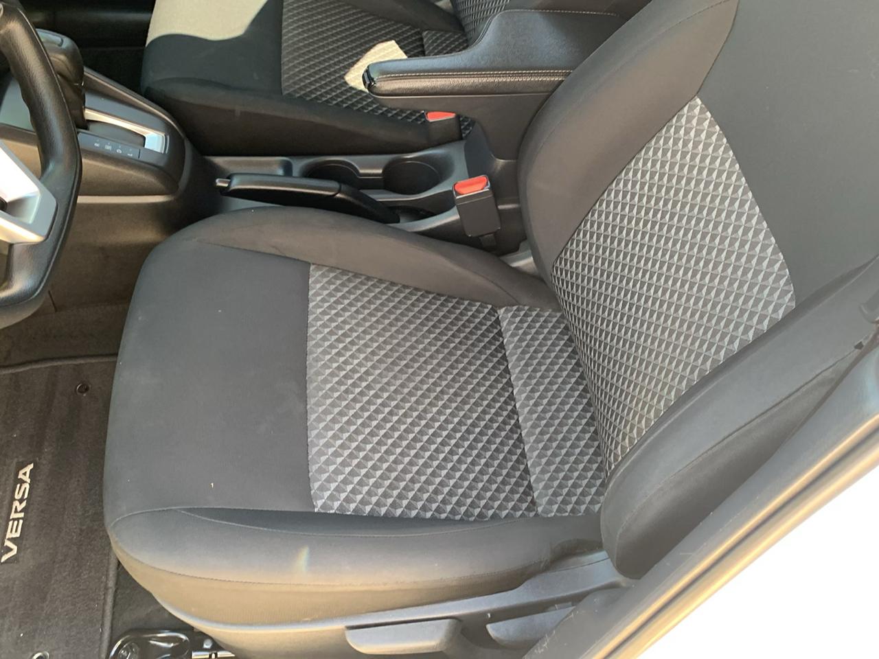 Nissan Versa S CVT 2022