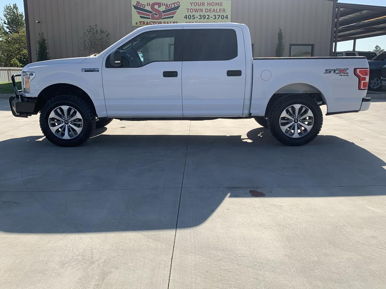 Ford F-150 4WD SuperCrew 145" STX 2018