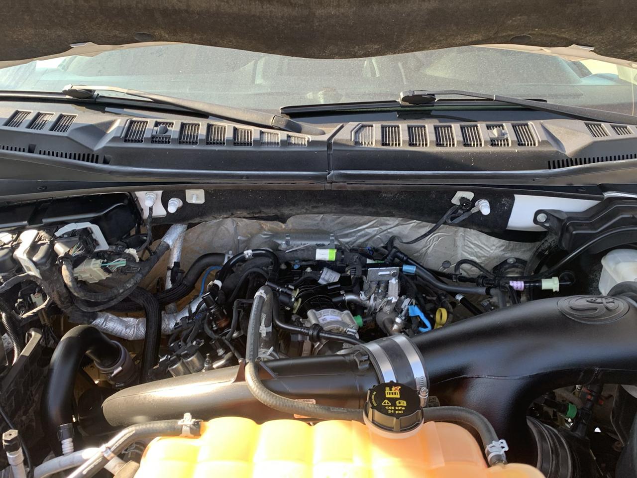 Ford F-150 4WD SuperCrew 145" STX 2018