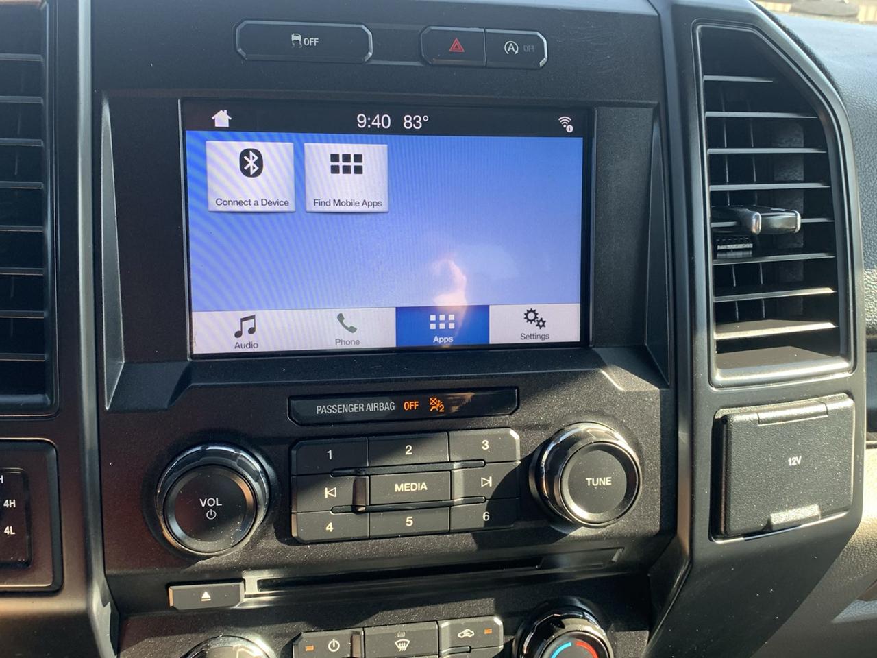 Ford F-150 4WD SuperCrew 145" STX 2018