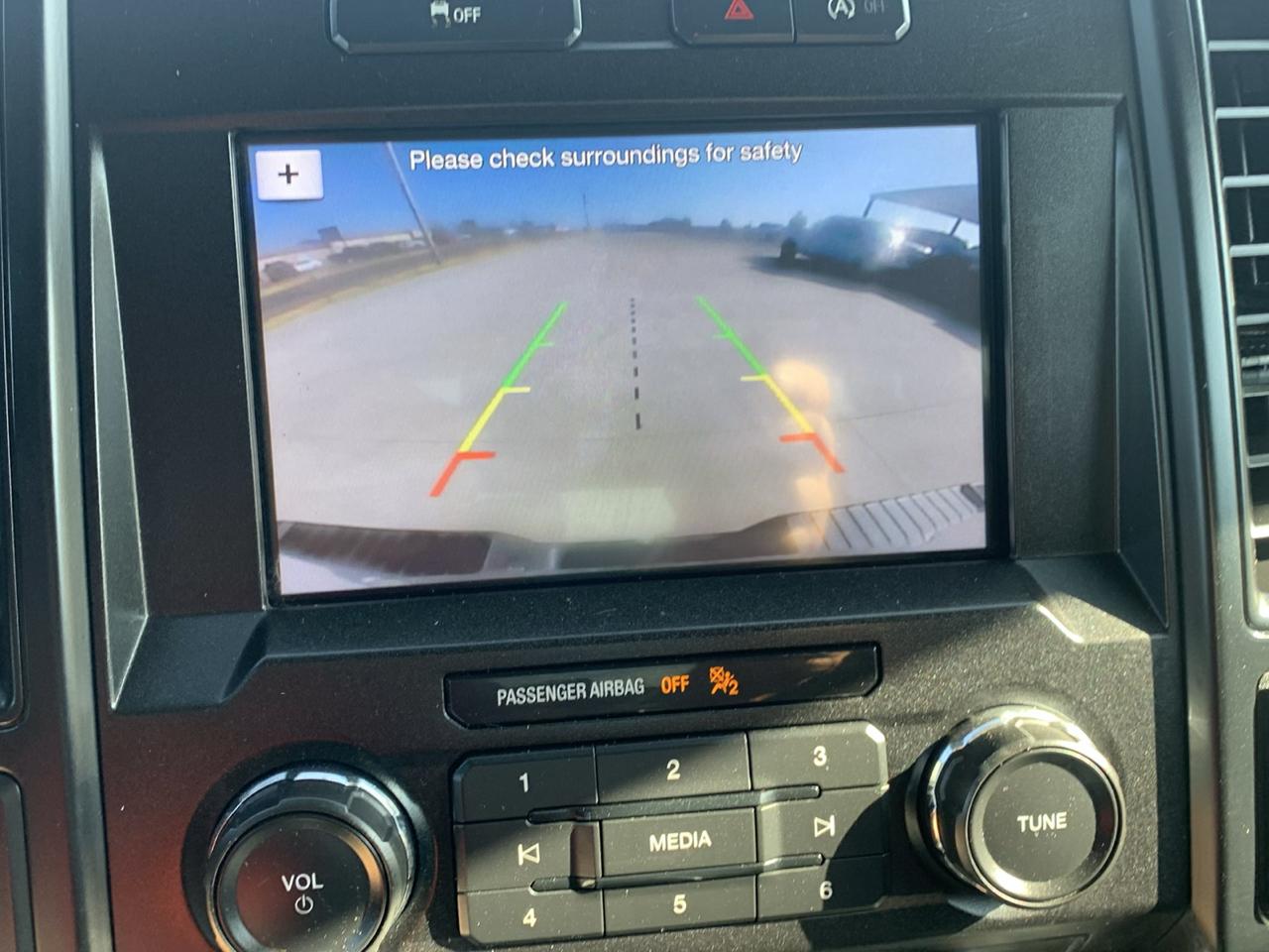 Ford F-150 4WD SuperCrew 145" STX 2018