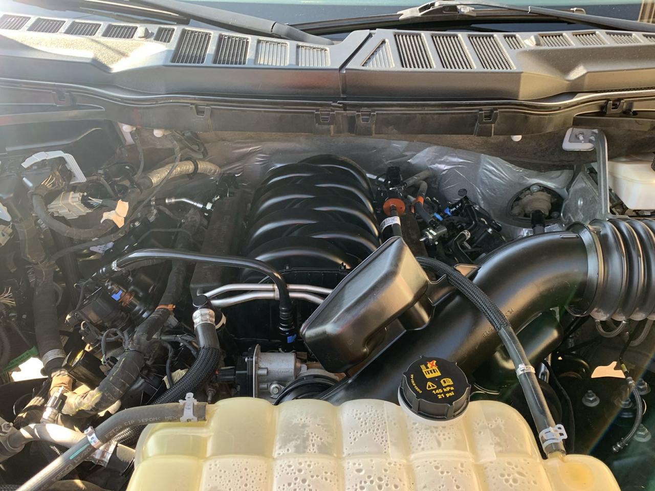 Ford F-150 4WD SuperCrew 139" XLT 2021