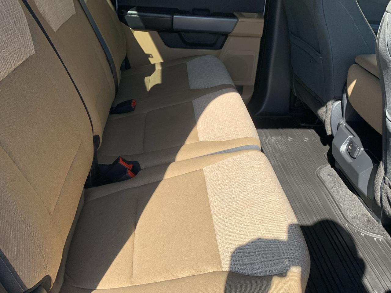 Ford F-150 4WD SuperCrew 139" XLT 2021