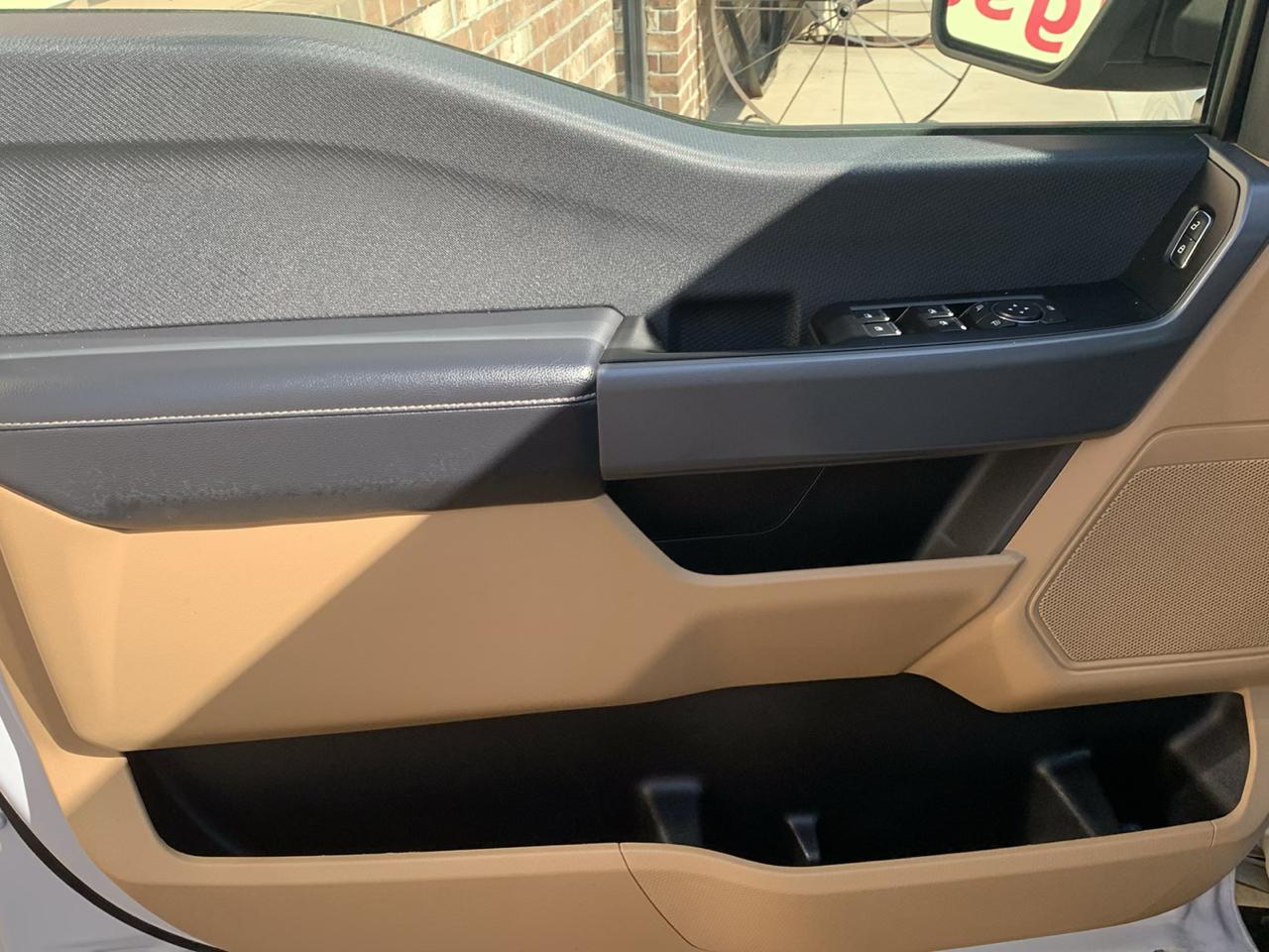 Ford F-150 4WD SuperCrew 139" XLT 2021