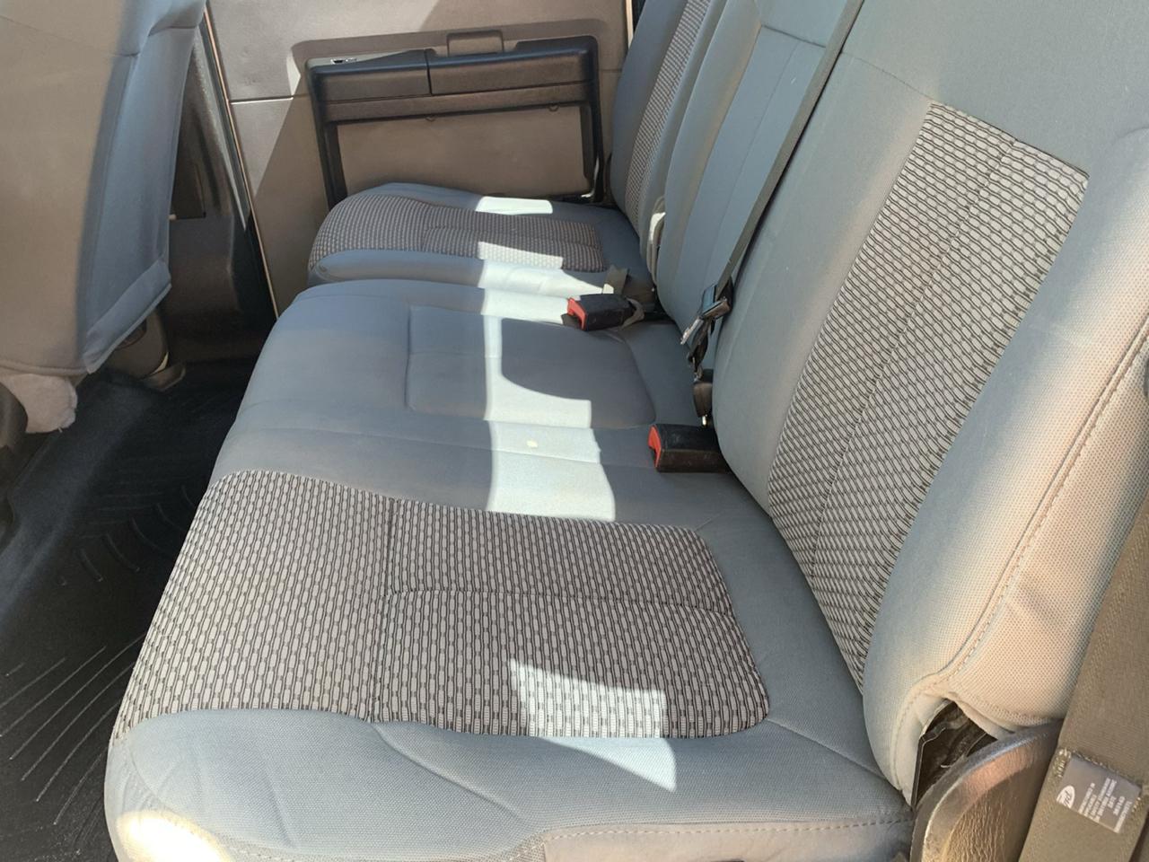 Ford Super Duty F-350 SRW 4WD Crew Cab 172" XL 2015