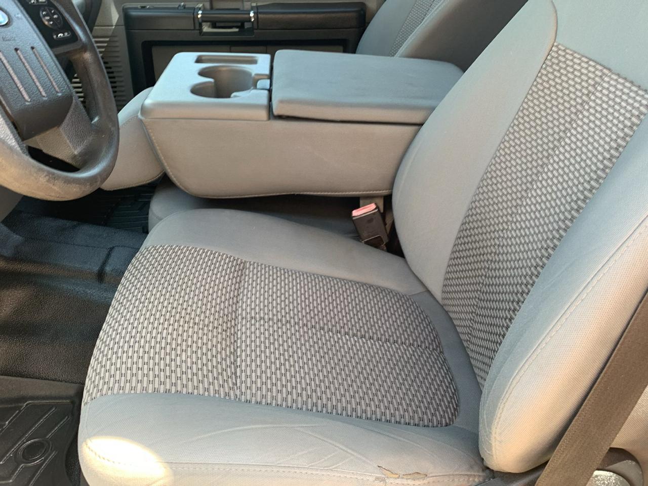 Ford Super Duty F-350 SRW 4WD Crew Cab 172" XL 2015