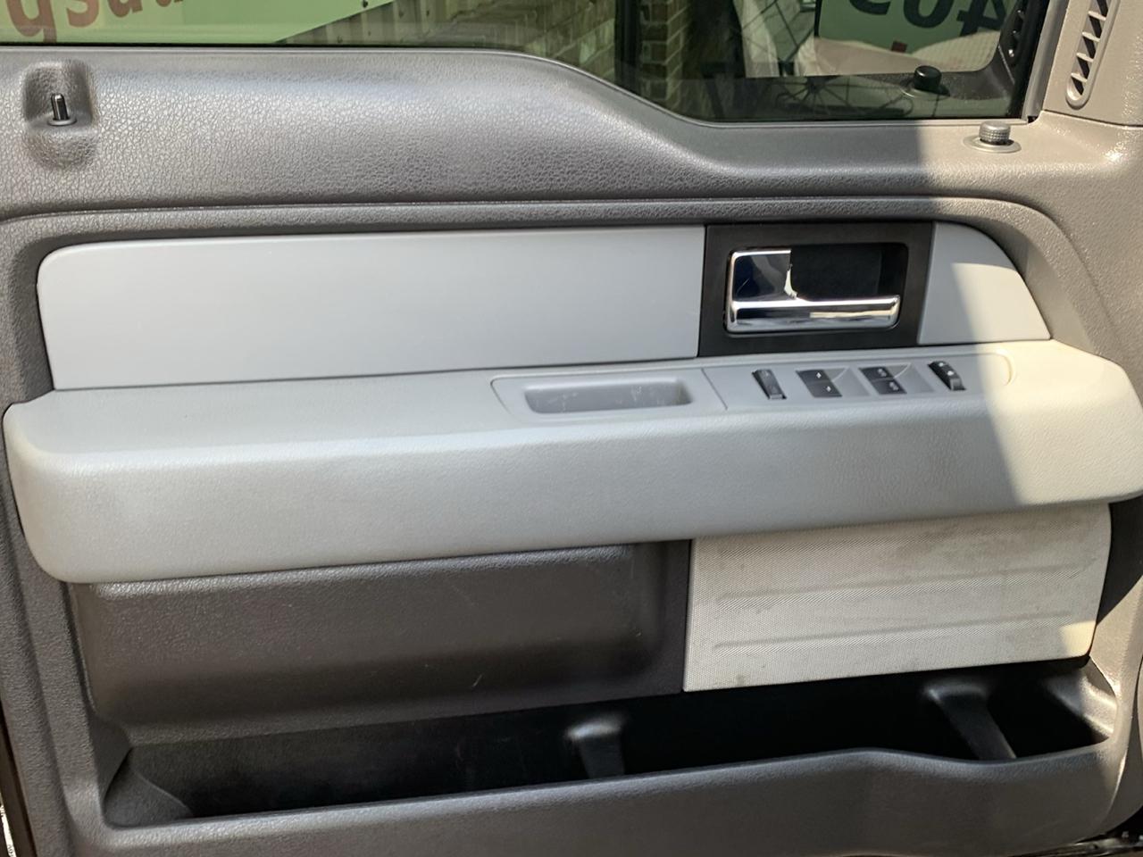 Ford F-150 2WD SuperCrew 145" STX 2014