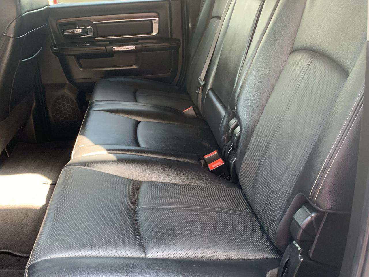 RAM 2500 Laramie 4x4 Mega Cab 6'4" Box 2018