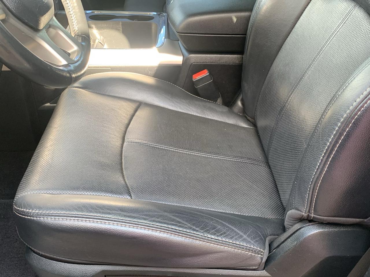 RAM 2500 Laramie 4x4 Mega Cab 6'4" Box 2018
