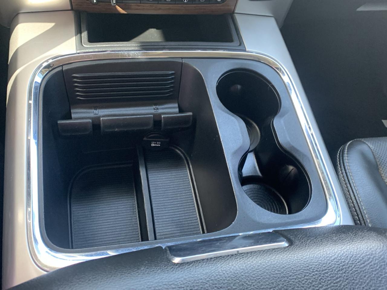 RAM 2500 Laramie 4x4 Mega Cab 6'4" Box 2018