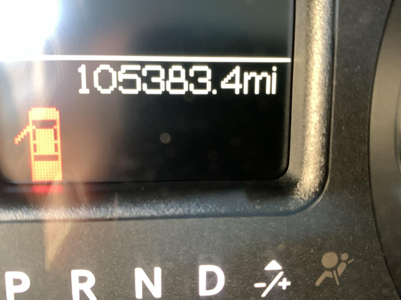 RAM 1500 Express 4x2 Quad Cab 6'4" Box 2017